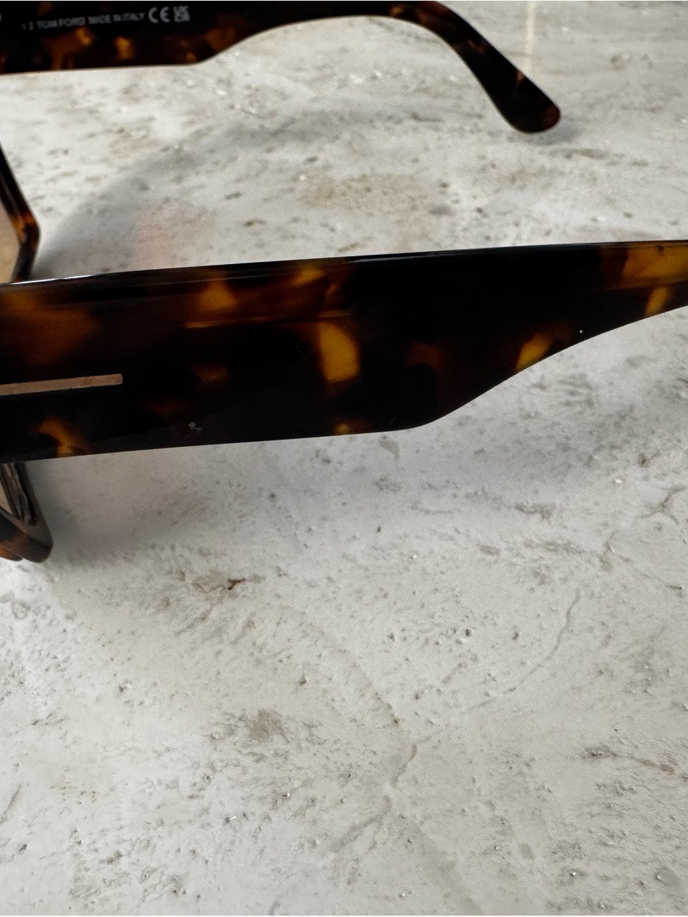 Tom Ford Tortoiseshell Frame with Brown Gradient Lenses Sunglasses - Picture 2 of 4